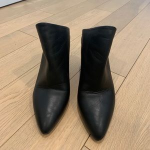 Vince Camuto Black Platform Mules